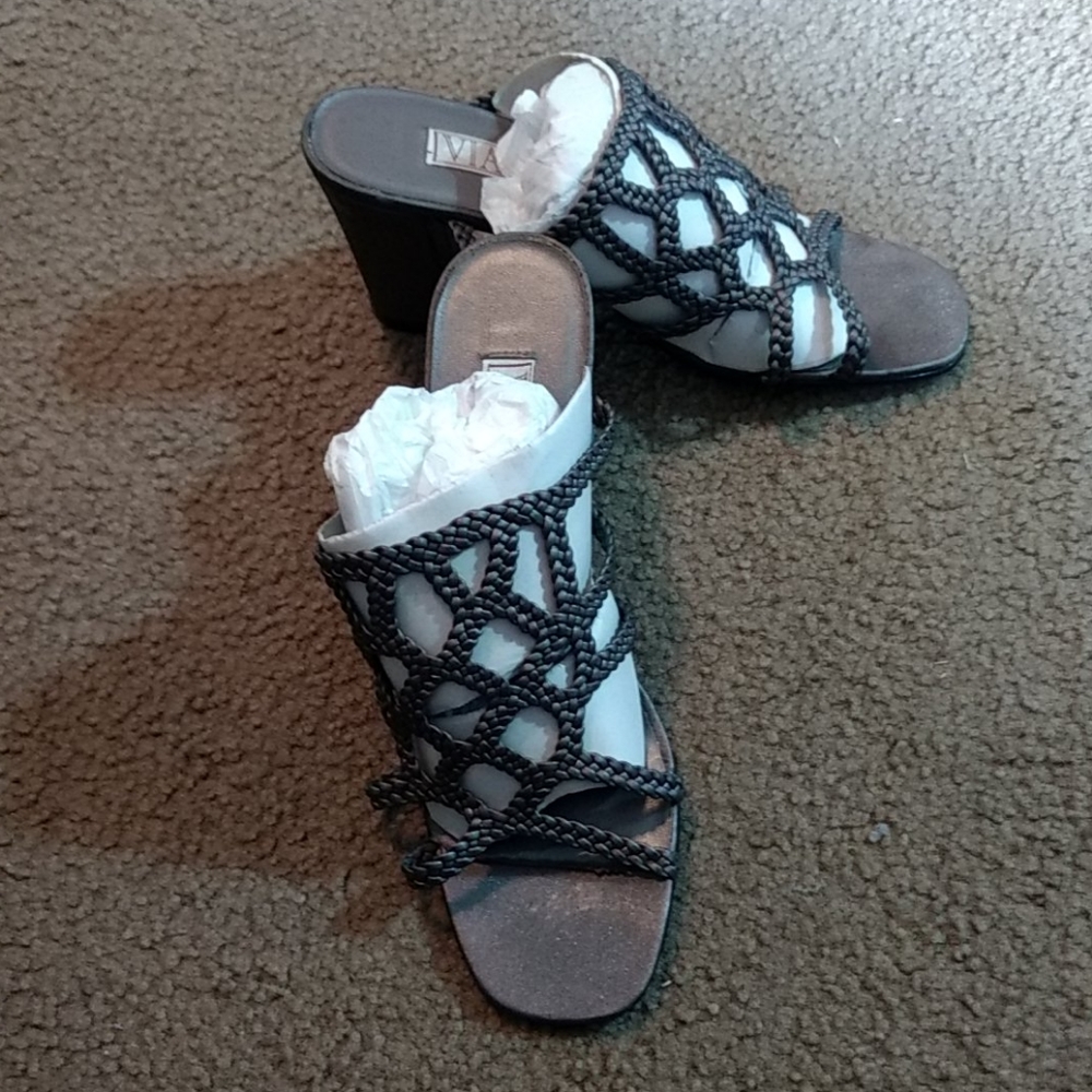 Shoes - Picture 3 of 3